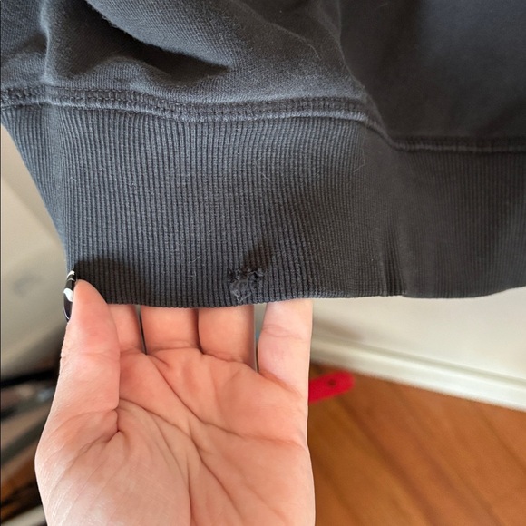 Gymshark Black Crewneck Sweater XL - Picture 6 of 6